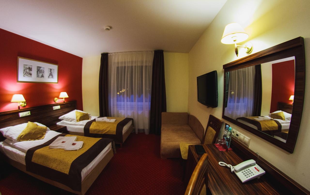 Hotel Pikul Puławy Exterior foto
